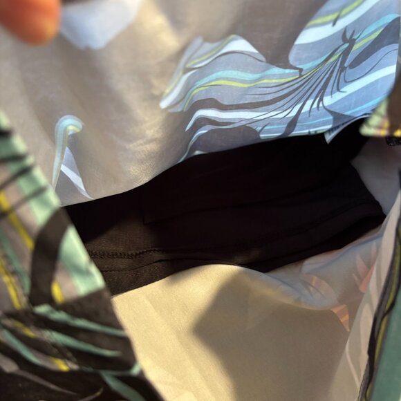 NWT Speedo Tech Volley Swim Shorts Small 30/32 Boxer Brief Liner UPF50+ Stretch - Picture 8 of 8